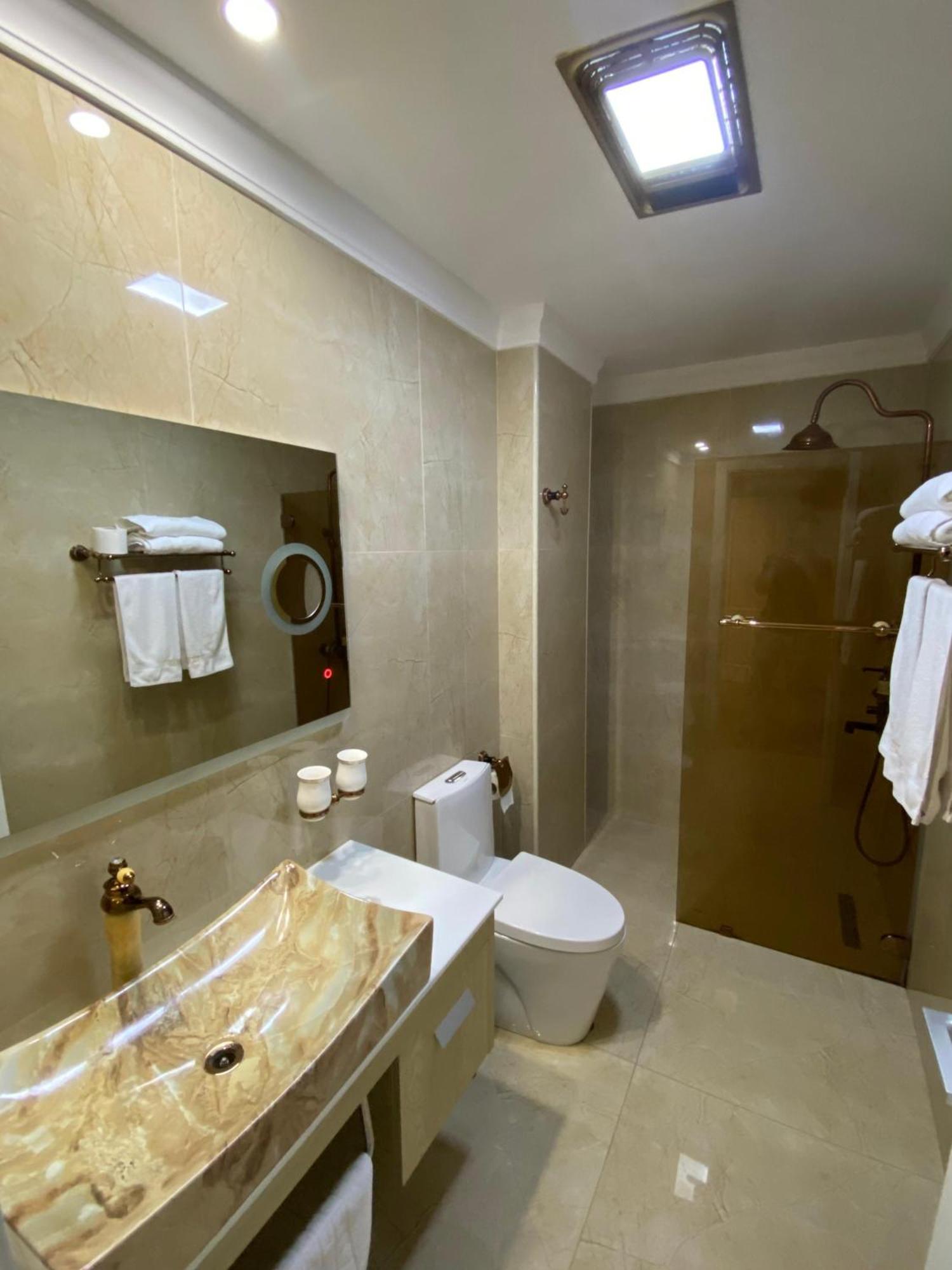 Hotel Brais Durrës Exteriér fotografie